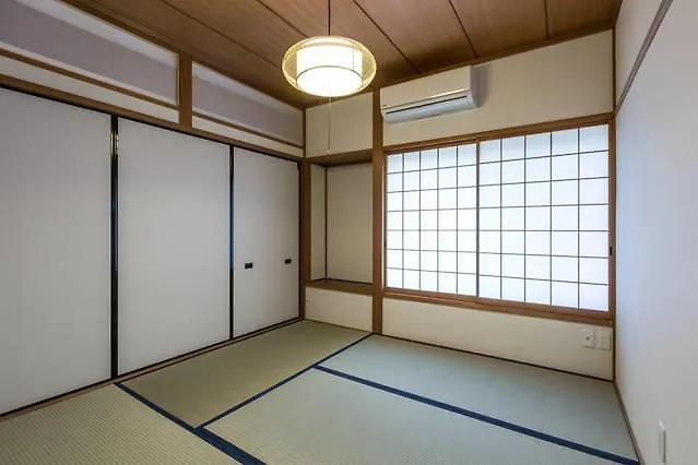 Hotel Kinkaku Kyōto 2*,  Giappone