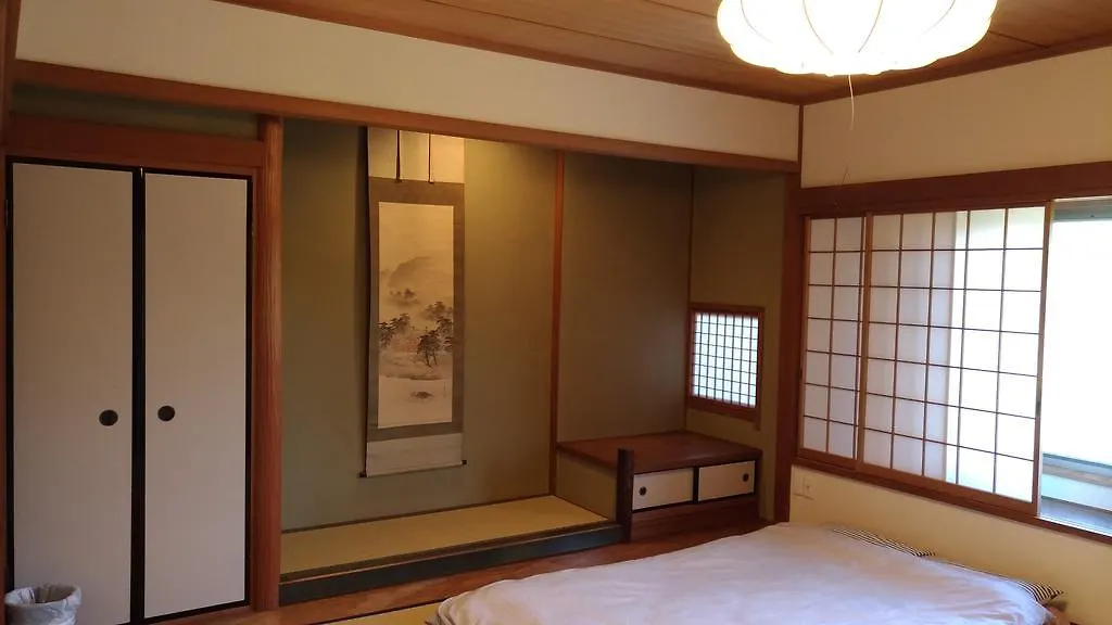 Kinkaku Hotel Kyoto 2*,
