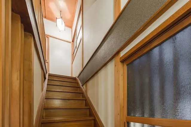 Kinkaku Hotel Kyoto 2*,  Japan